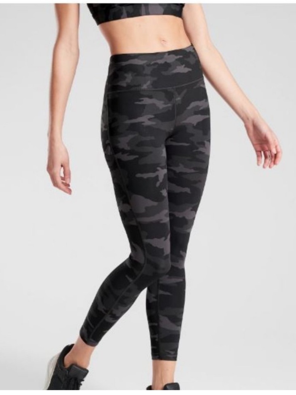 Athleta Ultimate Camo 7/8 Tight Stash Pocket Leggings Black Dark Gray 1X